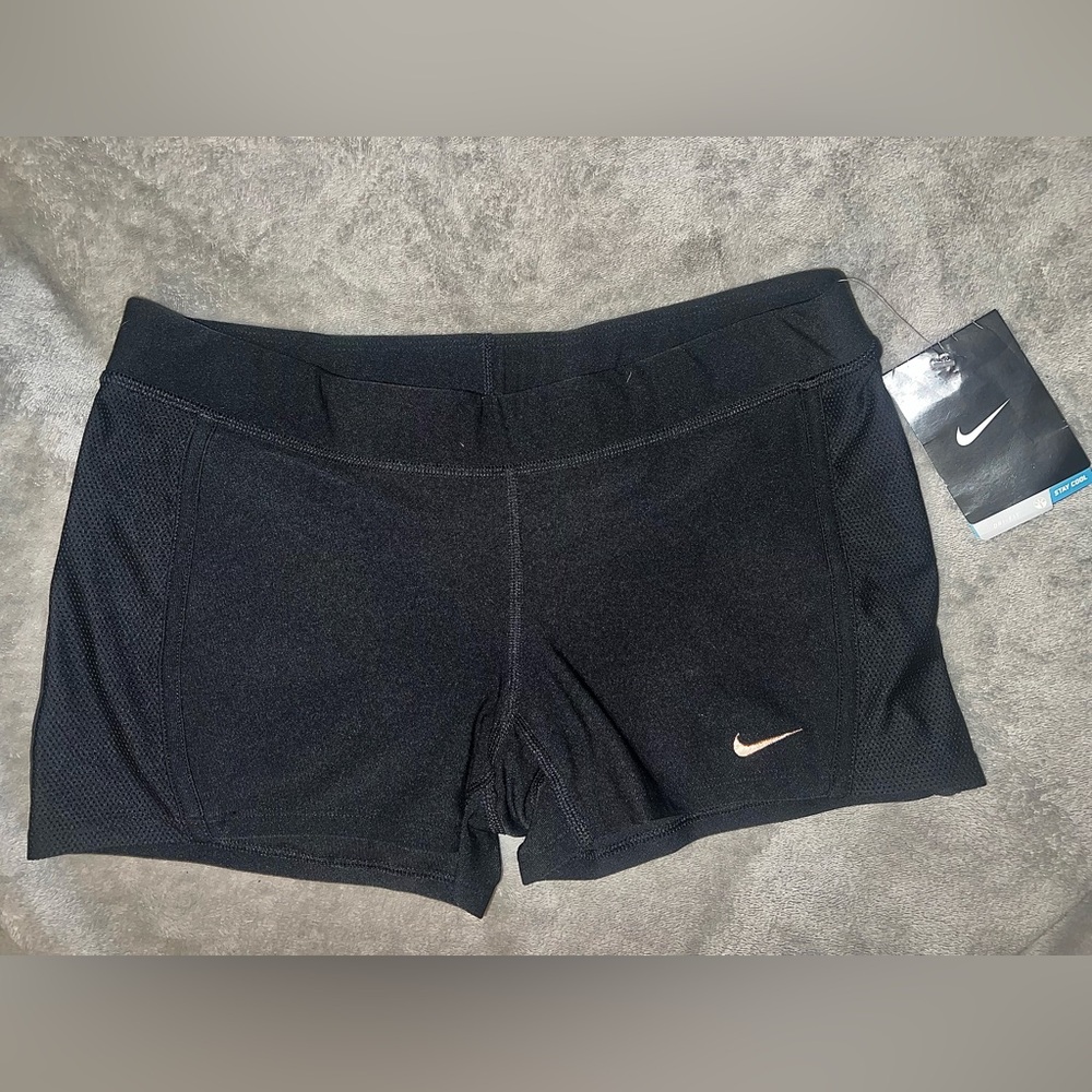 Nike Women's Black Dri-Fit Shorts Small
